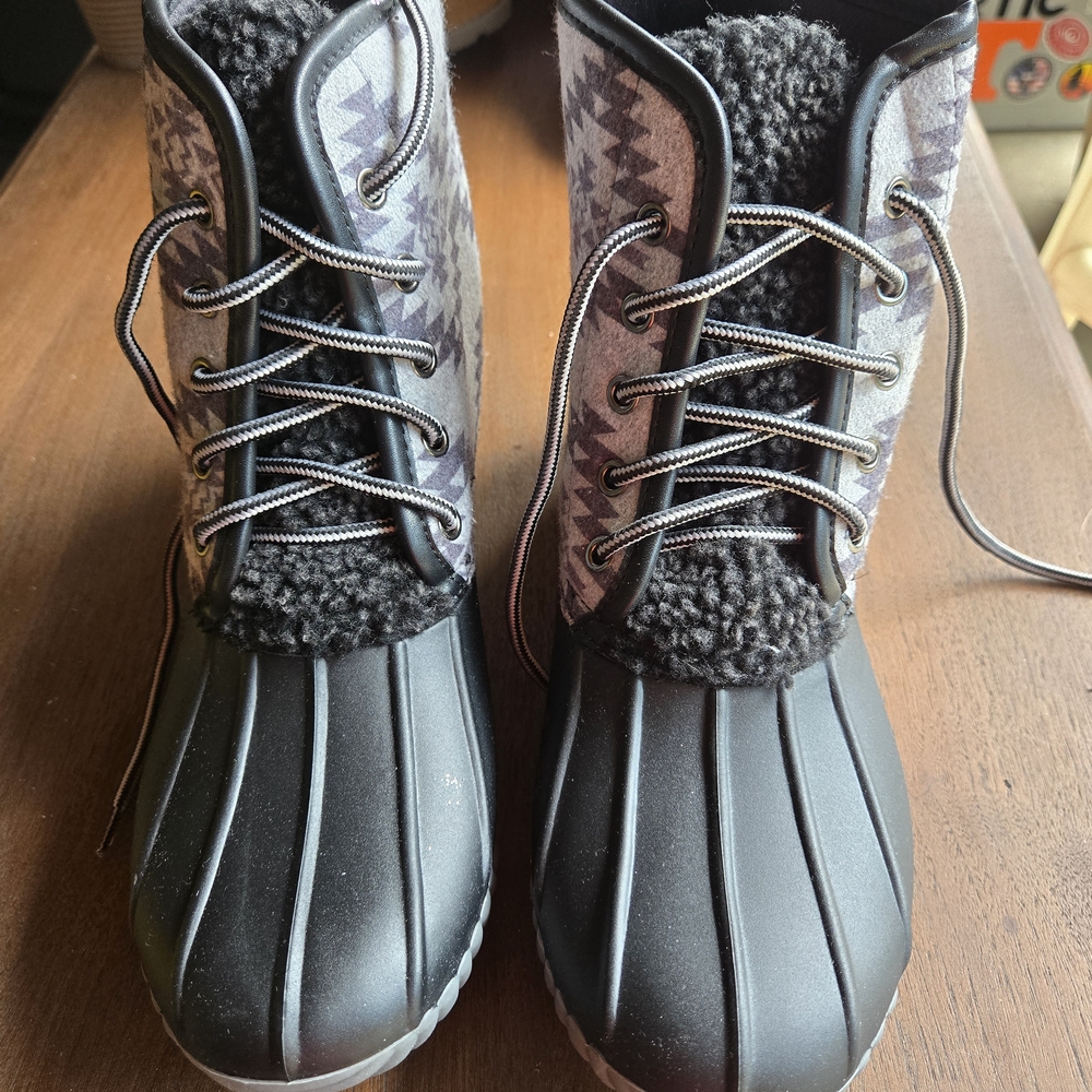 Simply Southern Black and Gray Boots